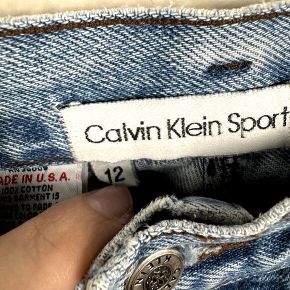 Vintage Calvin Klein Jeans Size 30 Light Wash High Rise Tapered Leg USA 90s - Picture 4 of 10